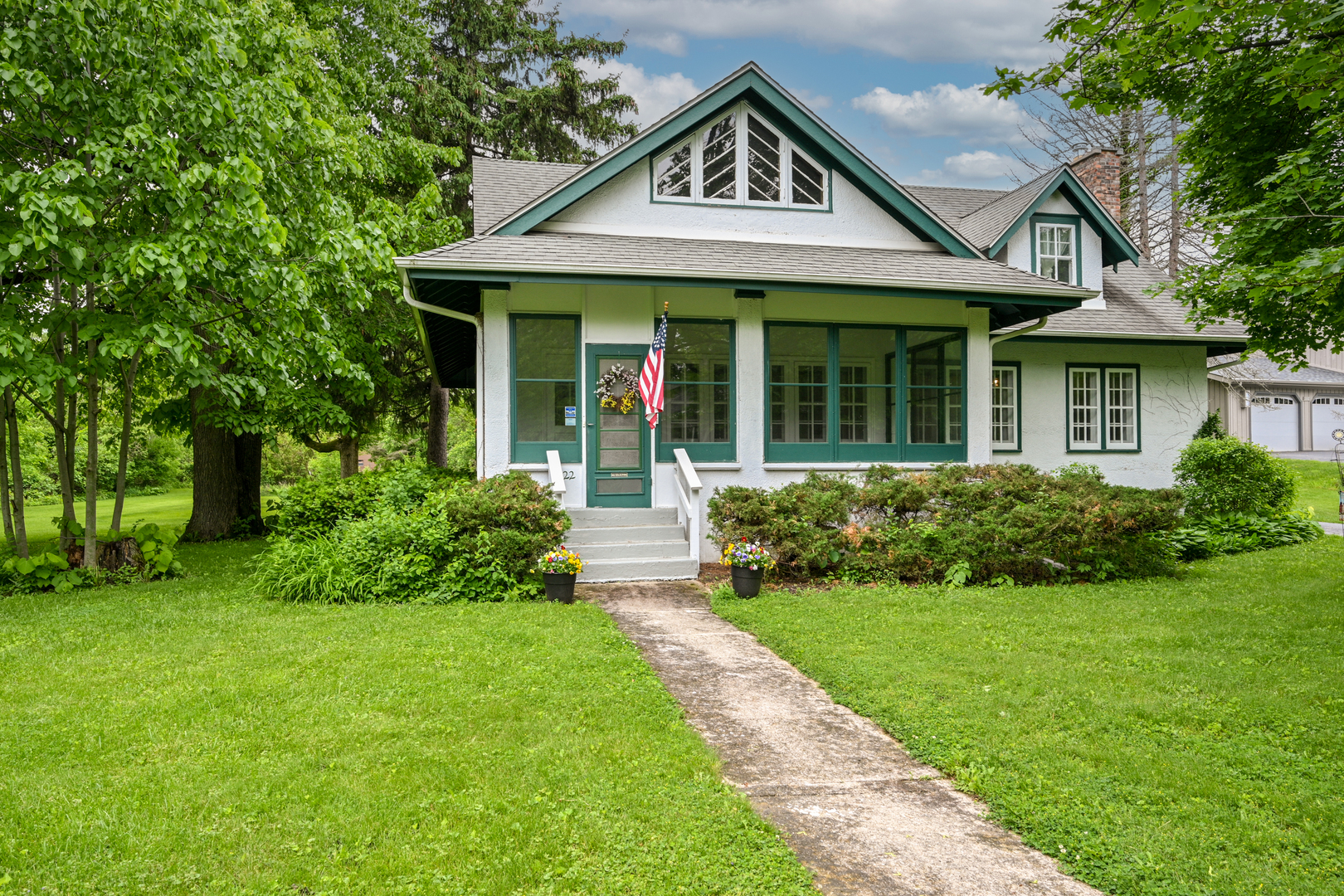 22 HIGH LAKE AVENUE