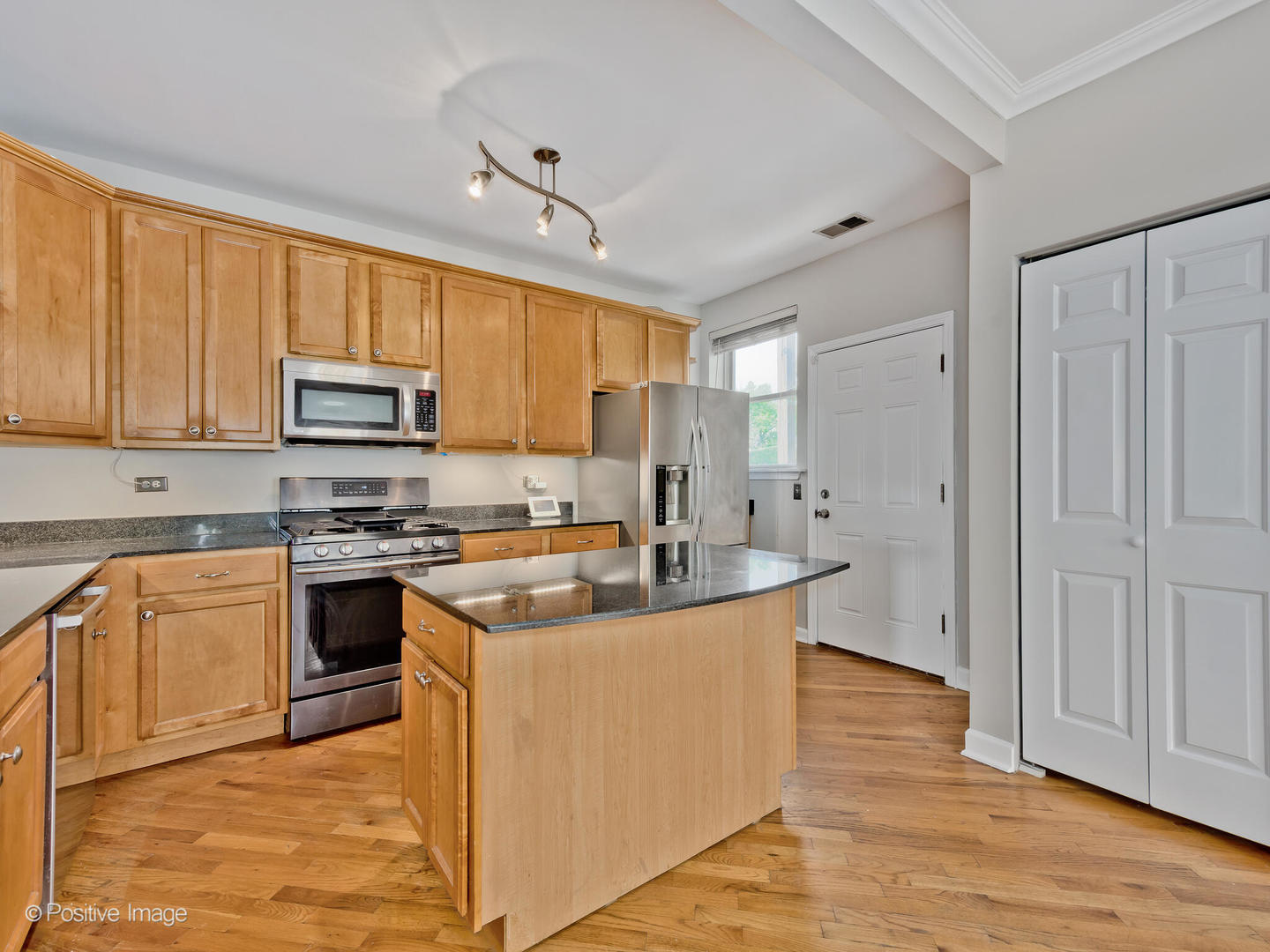 2416 W BRYN MAWR AVENUE UNIT: 3S
