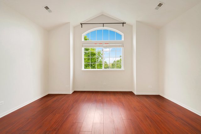 6051 CANTERBURY LANE