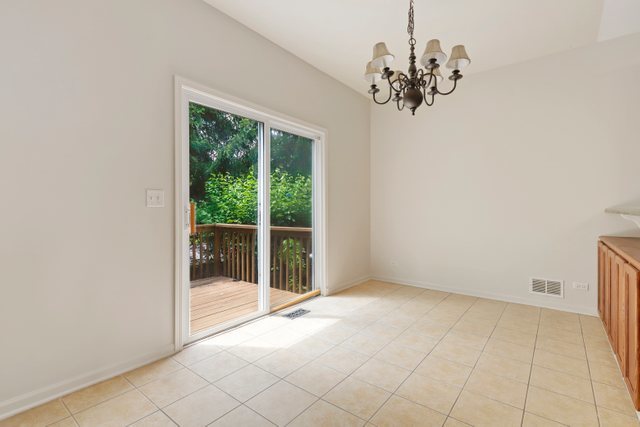 6051 CANTERBURY LANE