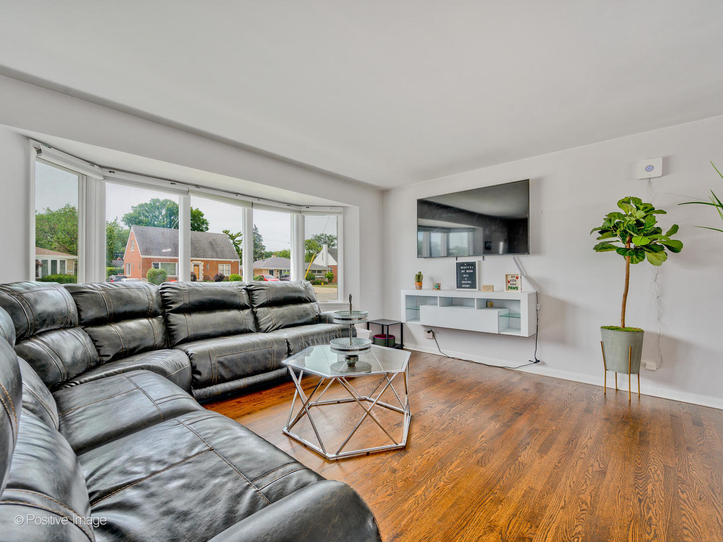 1001 N CLIFTON AVENUE
