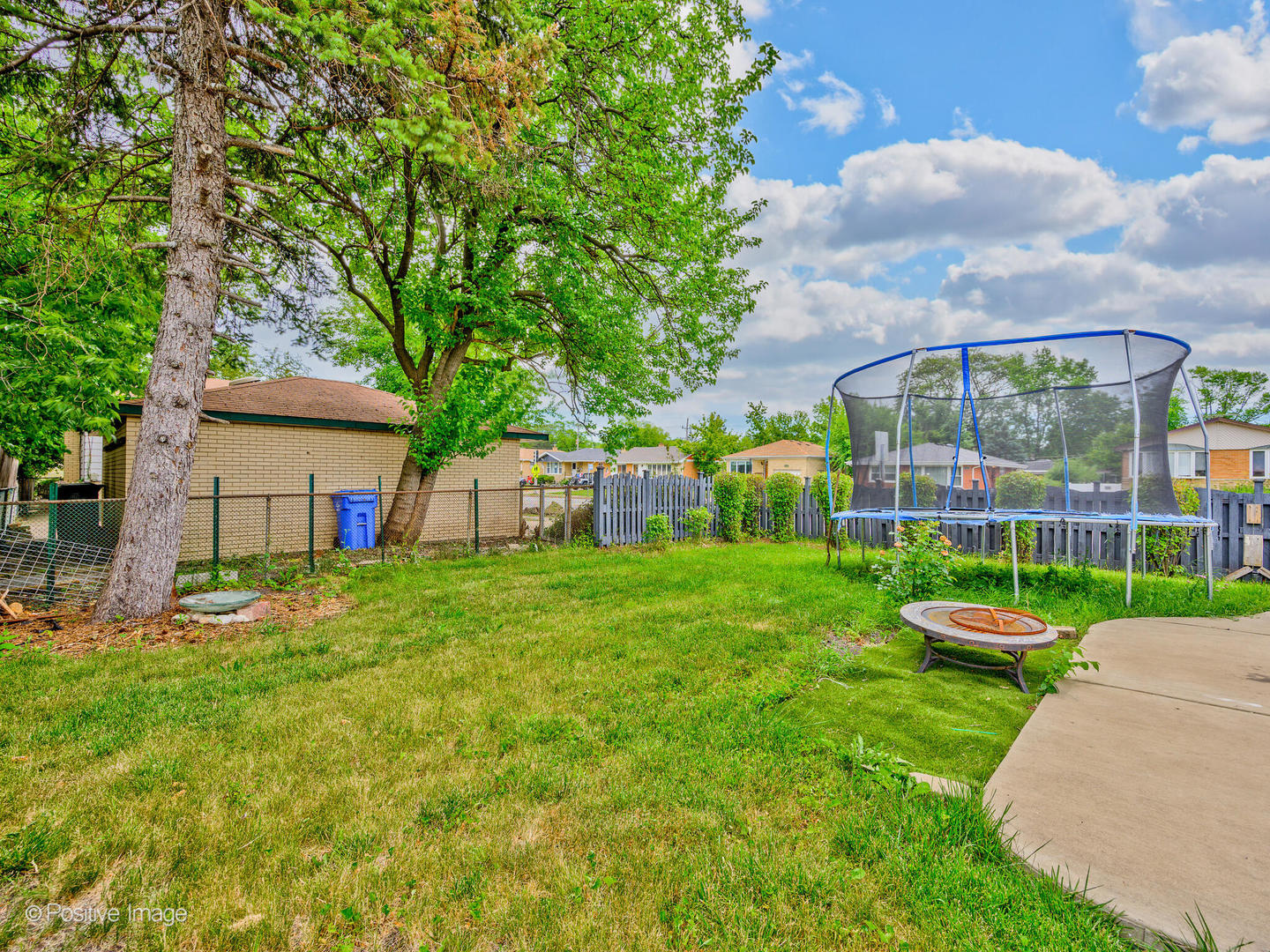 1001 N CLIFTON AVENUE