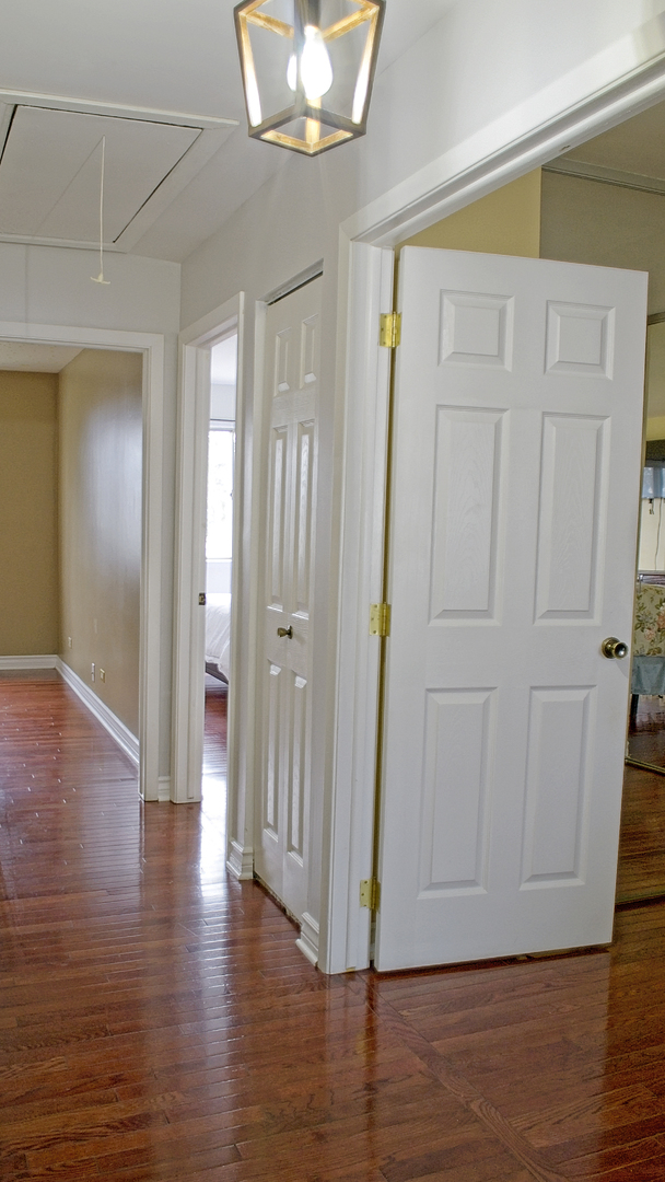 25 MONTEREY Drive