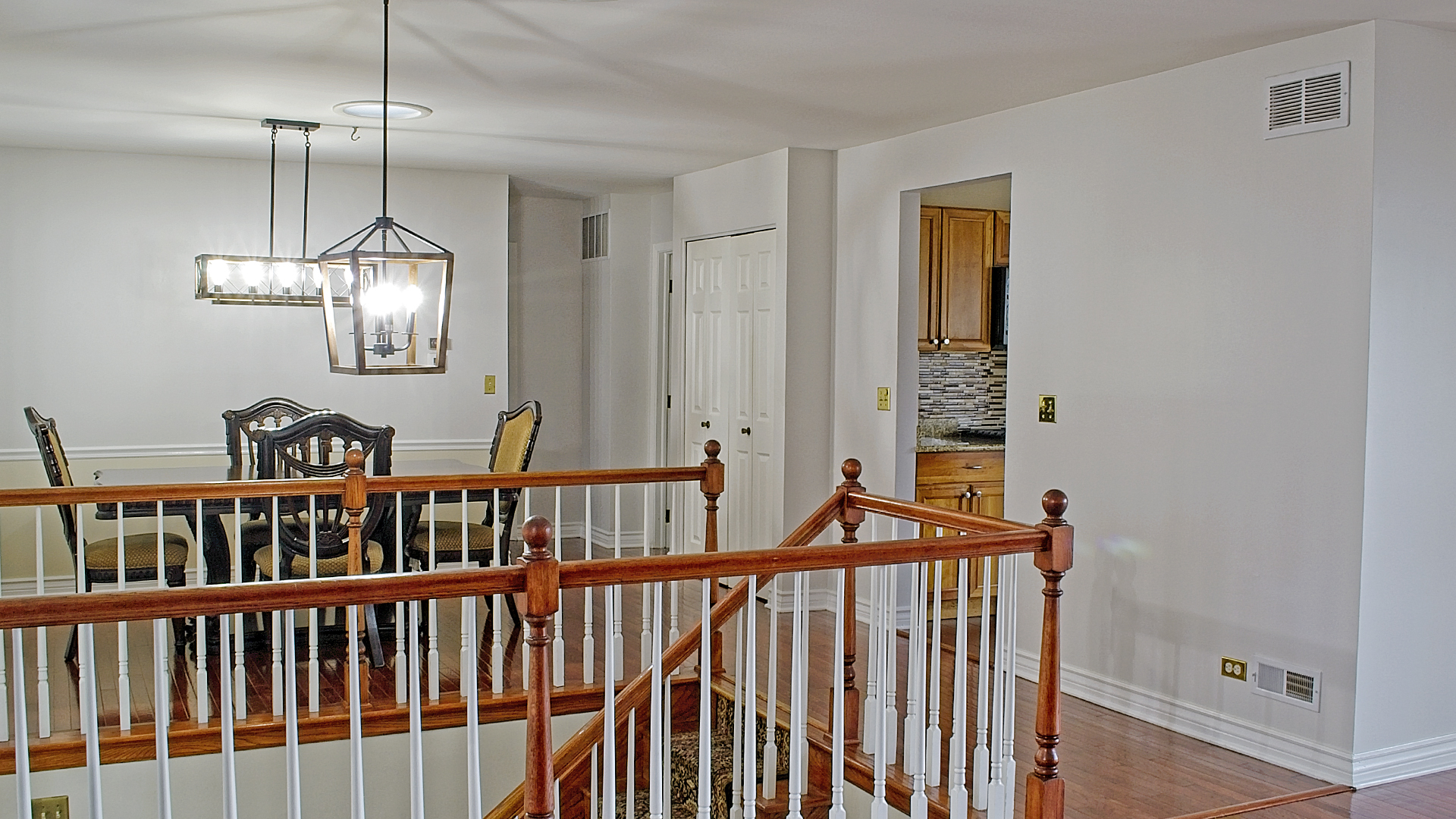 25 MONTEREY Drive