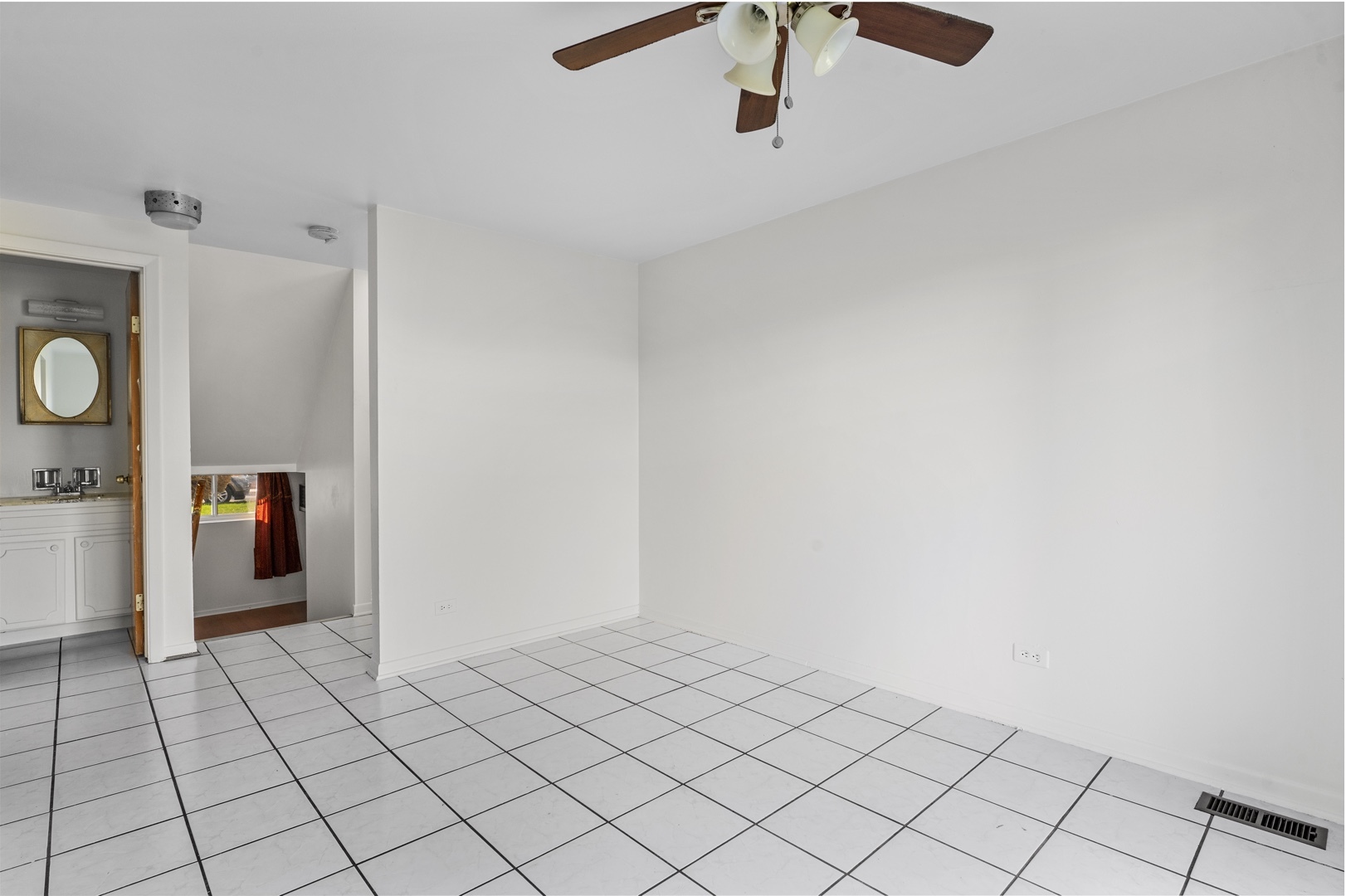 9275 DEE ROAD