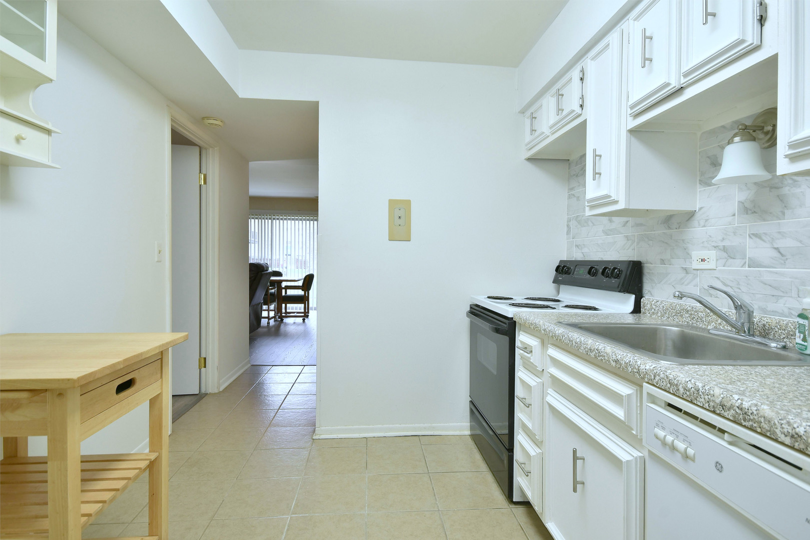 9818 Bianco Terrace Unit: B