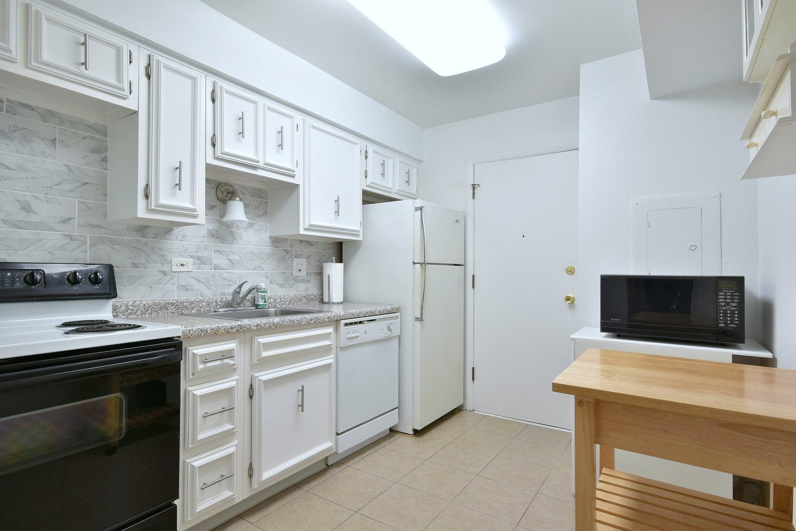 9818 Bianco Terrace Unit: B
