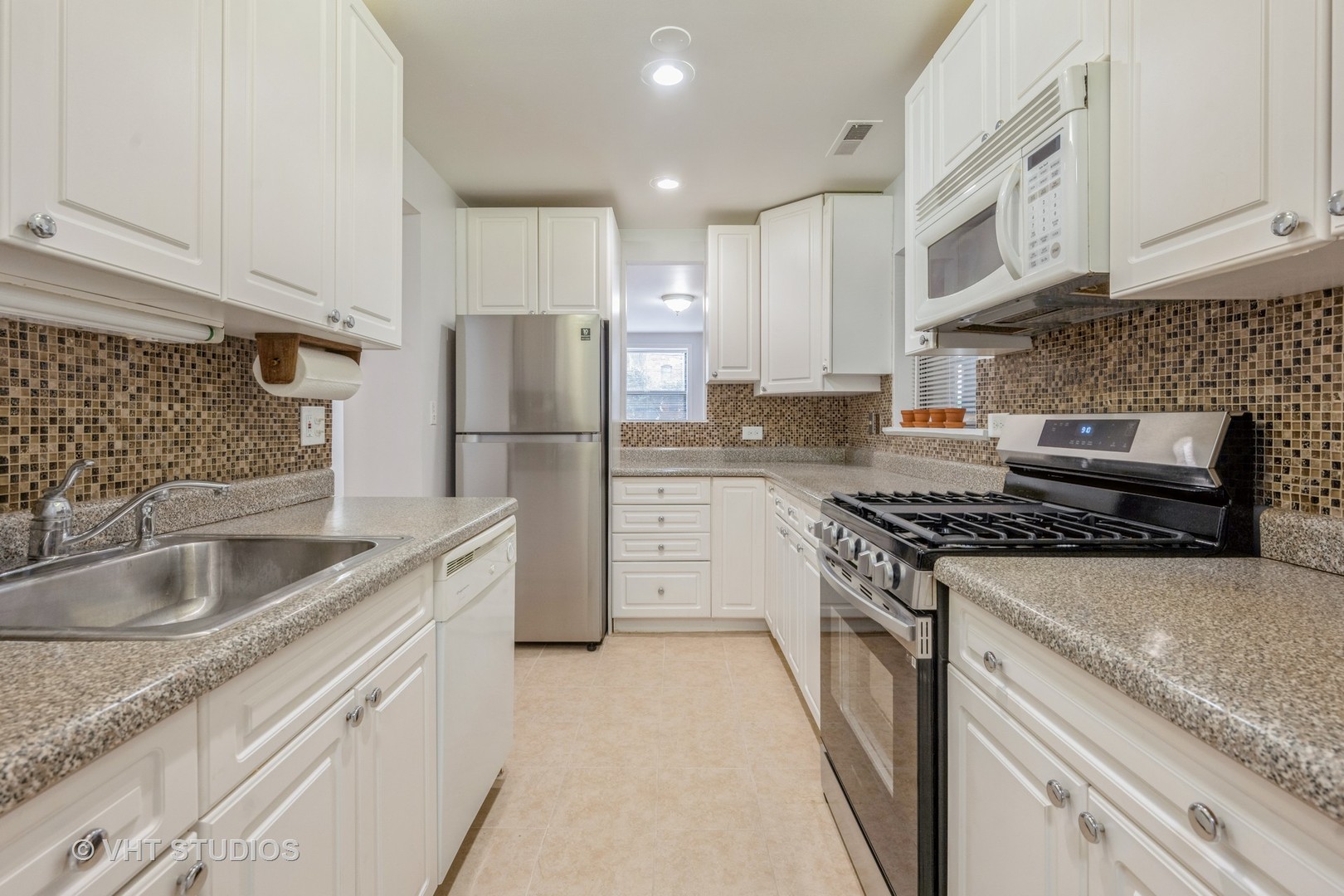 1307 W Foster Avenue Unit: 1G