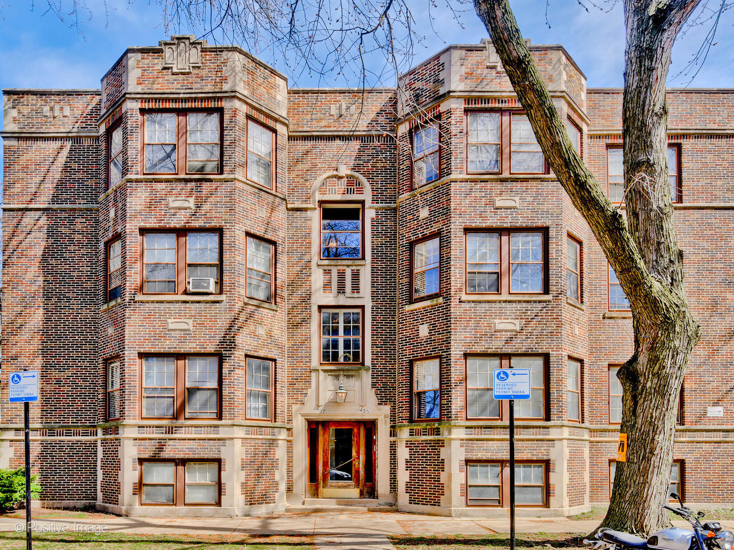 6455 N Bell Avenue Unit: 2