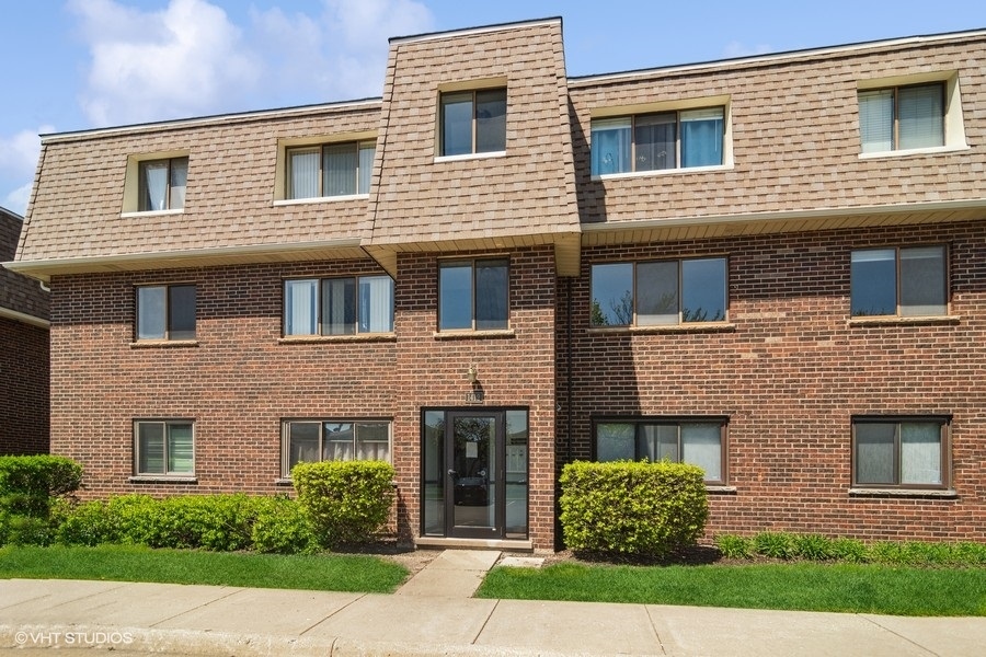 1412 Carol Court Unit: 2A