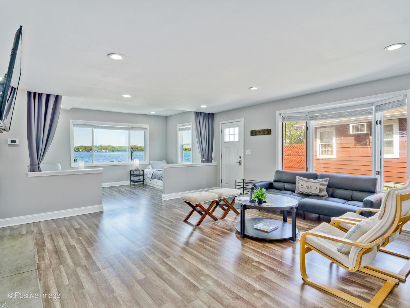 25120 W Lake Shore Drive