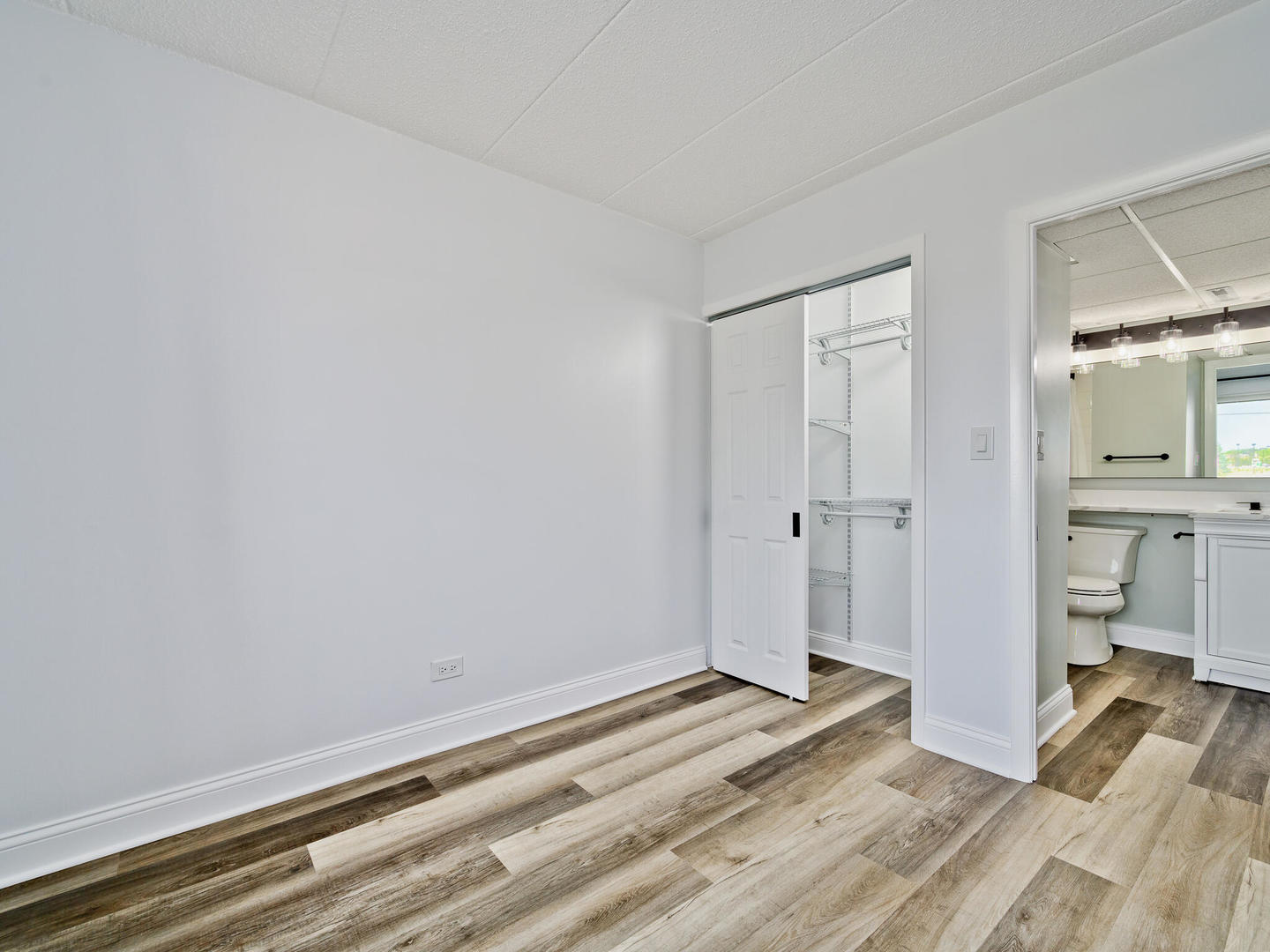 3849 N Parkway Drive Unit: 2A
