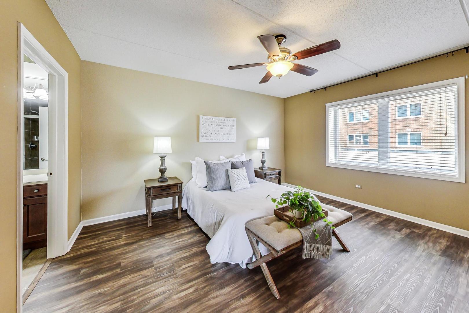 395 Graceland Avenue Unit: 206