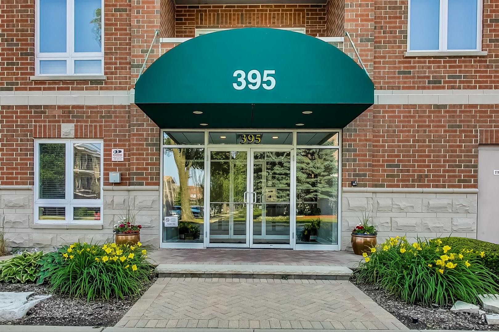 395 Graceland Avenue Unit: 206