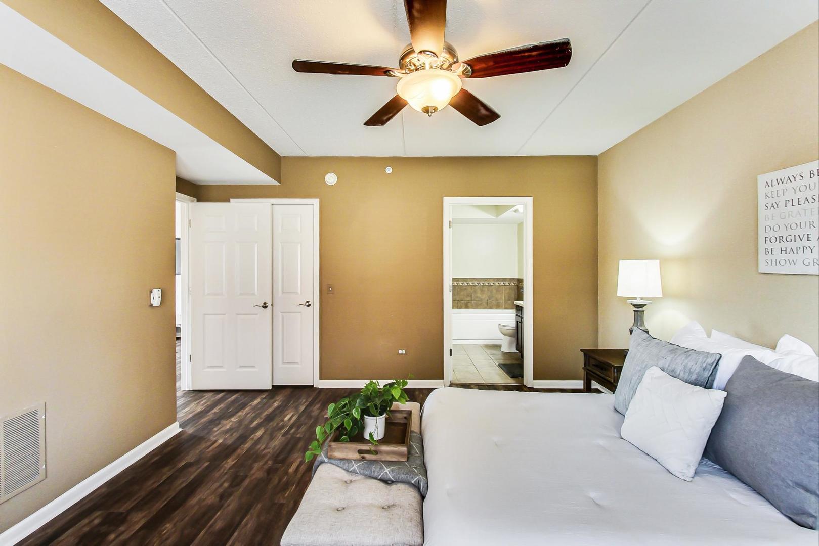 395 Graceland Avenue Unit: 206
