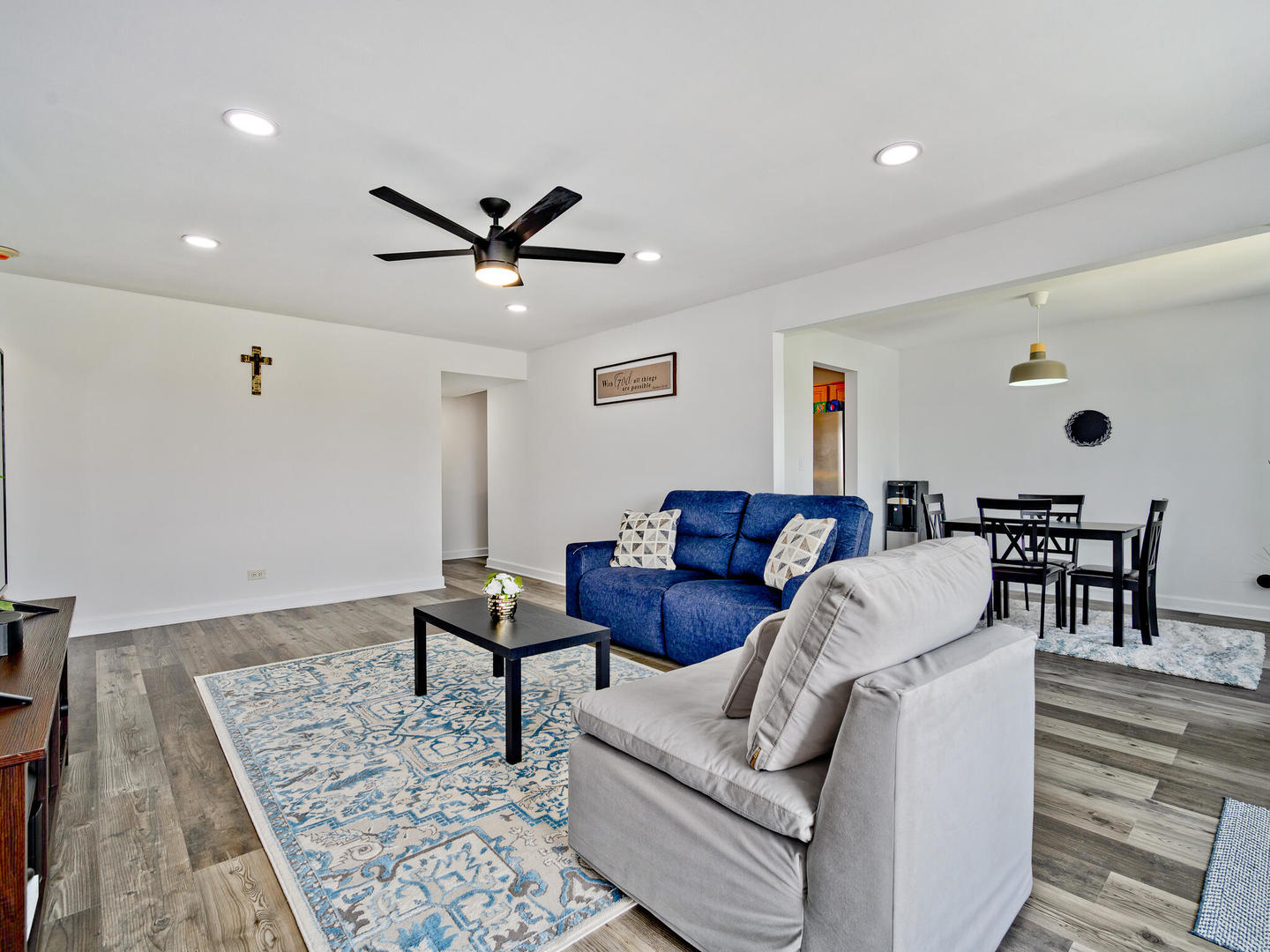 2100 Valencia Drive Unit: 304B