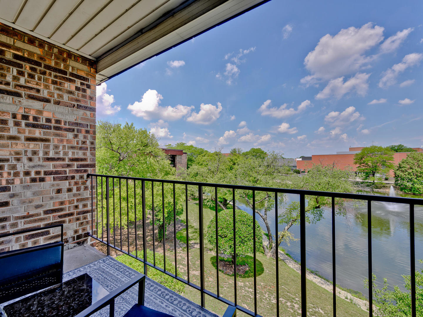 2100 Valencia Drive Unit: 304B