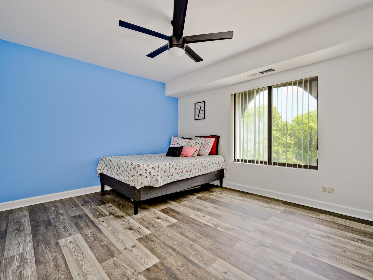 2100 Valencia Drive Unit: 304B