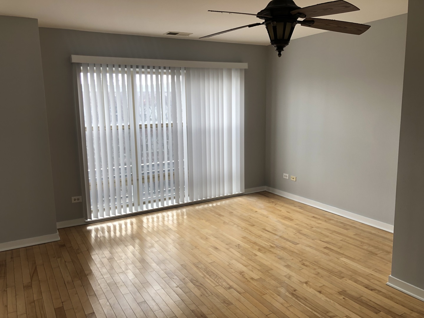 1140 W Washburne Avenue Unit: 1140