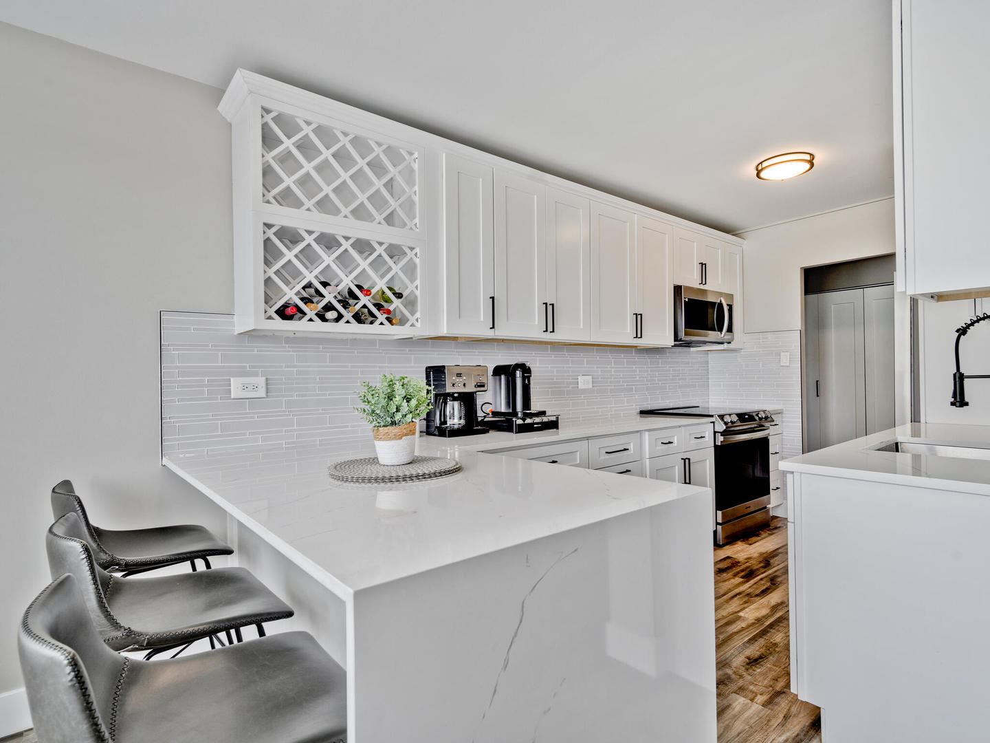 7033 N Kedzie Avenue Unit: 510
