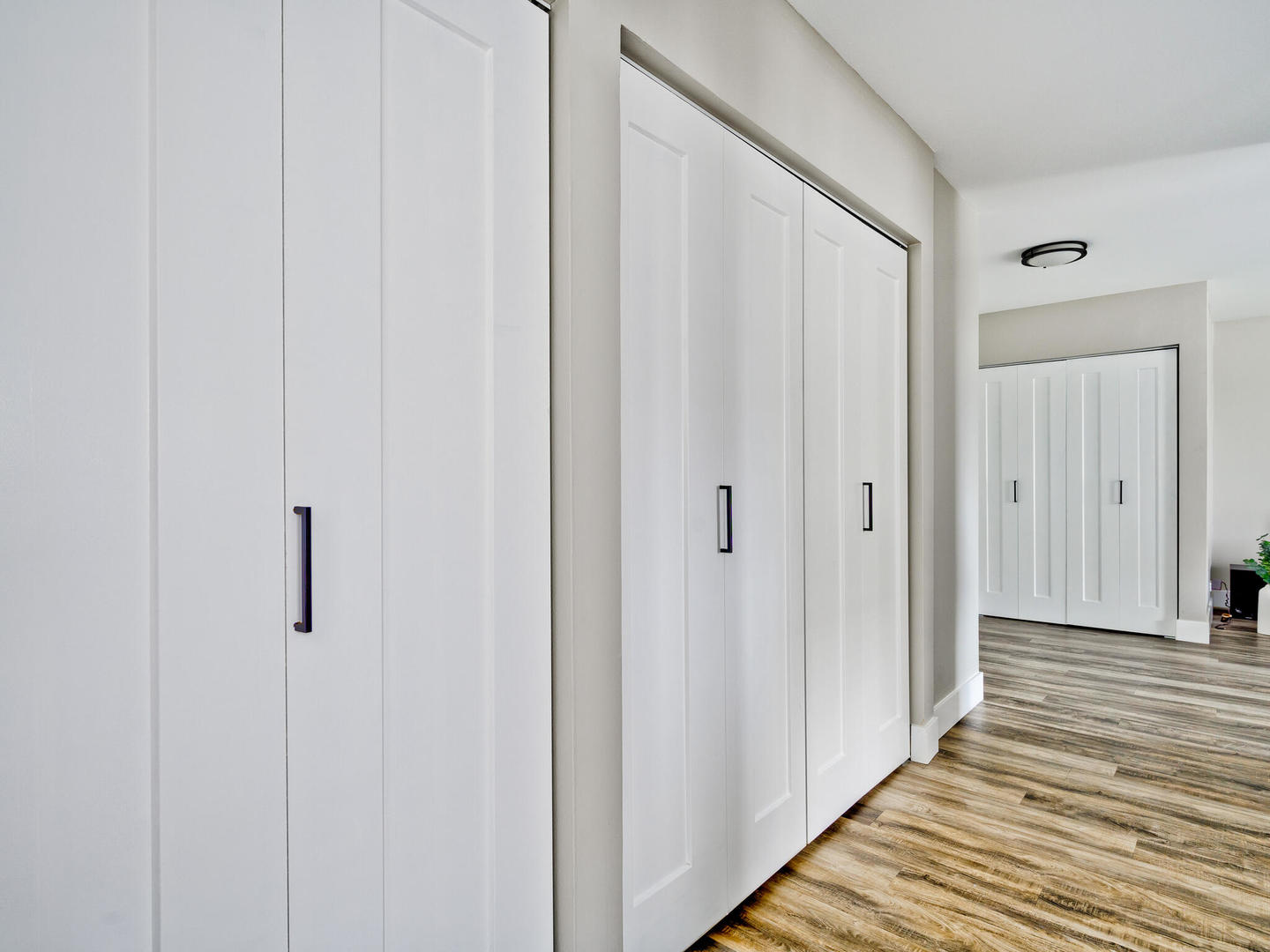 7033 N Kedzie Avenue Unit: 510