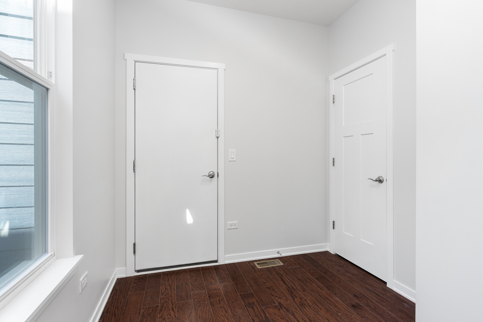 2038 Link Drive
