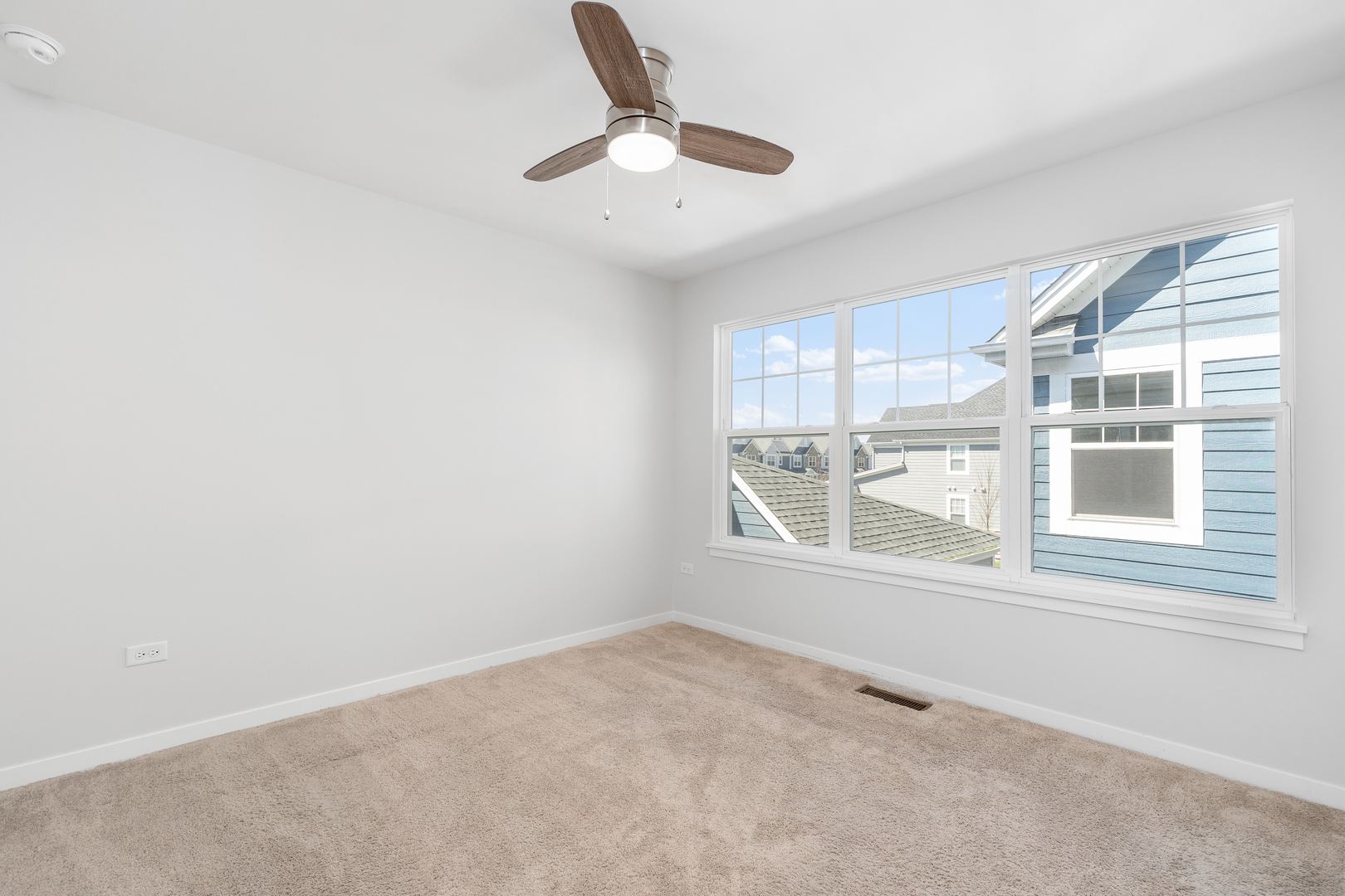 2038 Link Drive