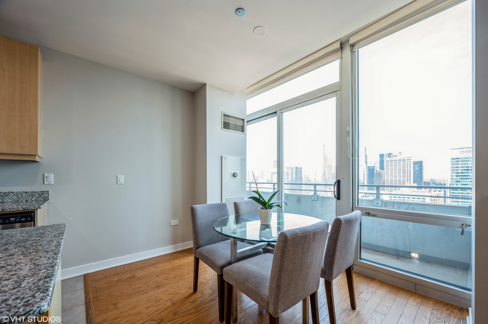 737 W Washington Boulevard Unit: 3003