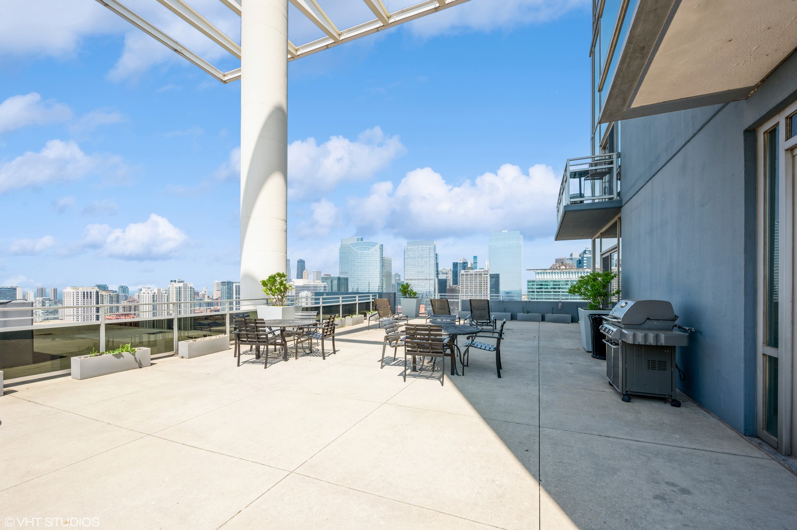 737 W Washington Boulevard Unit: 3003