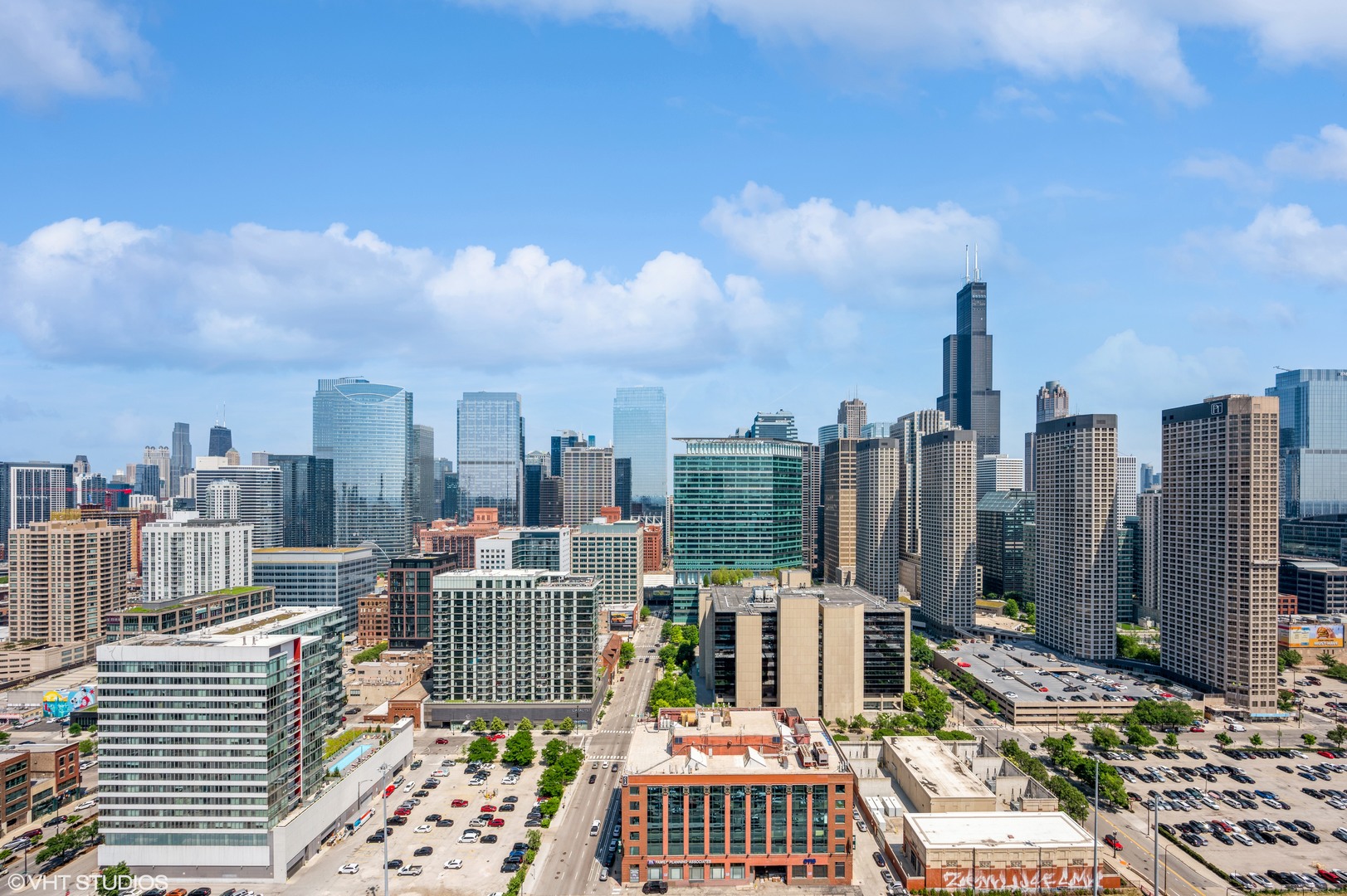 737 W Washington Boulevard Unit: 3003