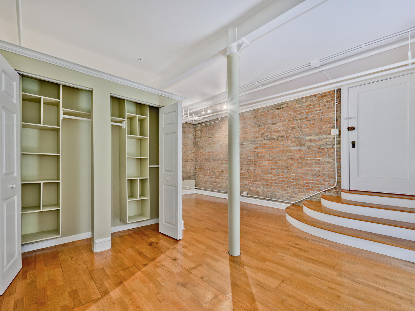 3154 N Hudson Avenue Unit: G