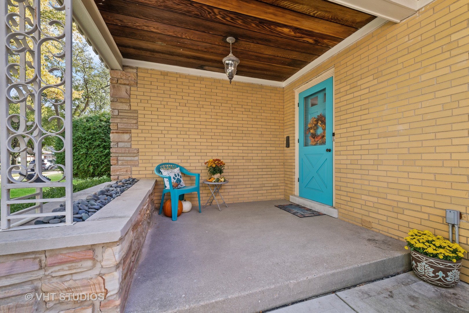 7814 Lotus Avenue