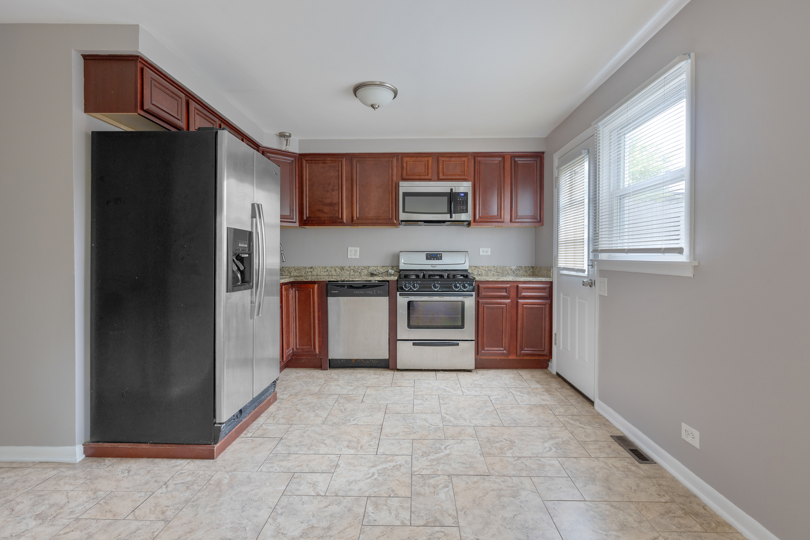 8921 Robin Drive