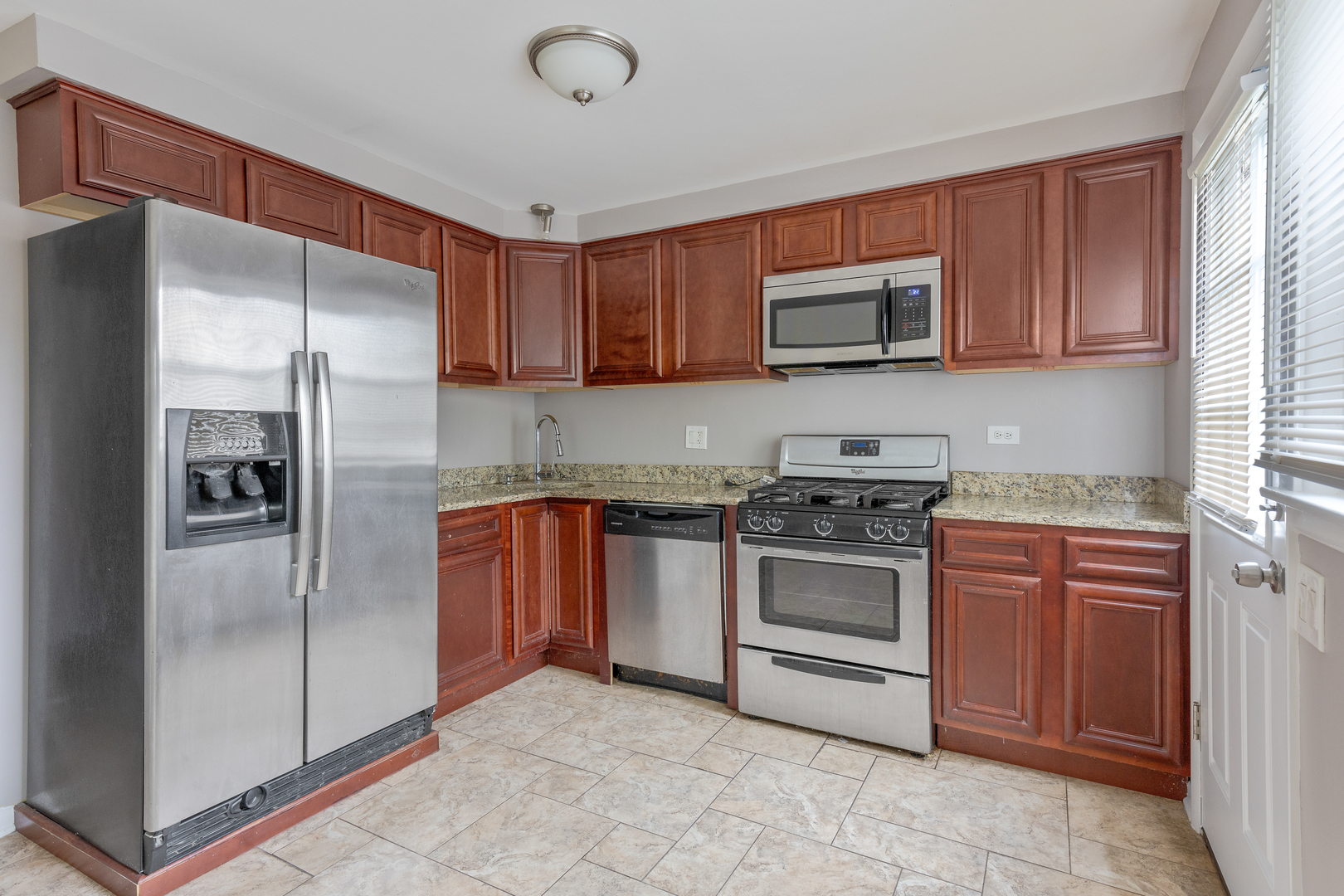 8921 Robin Drive