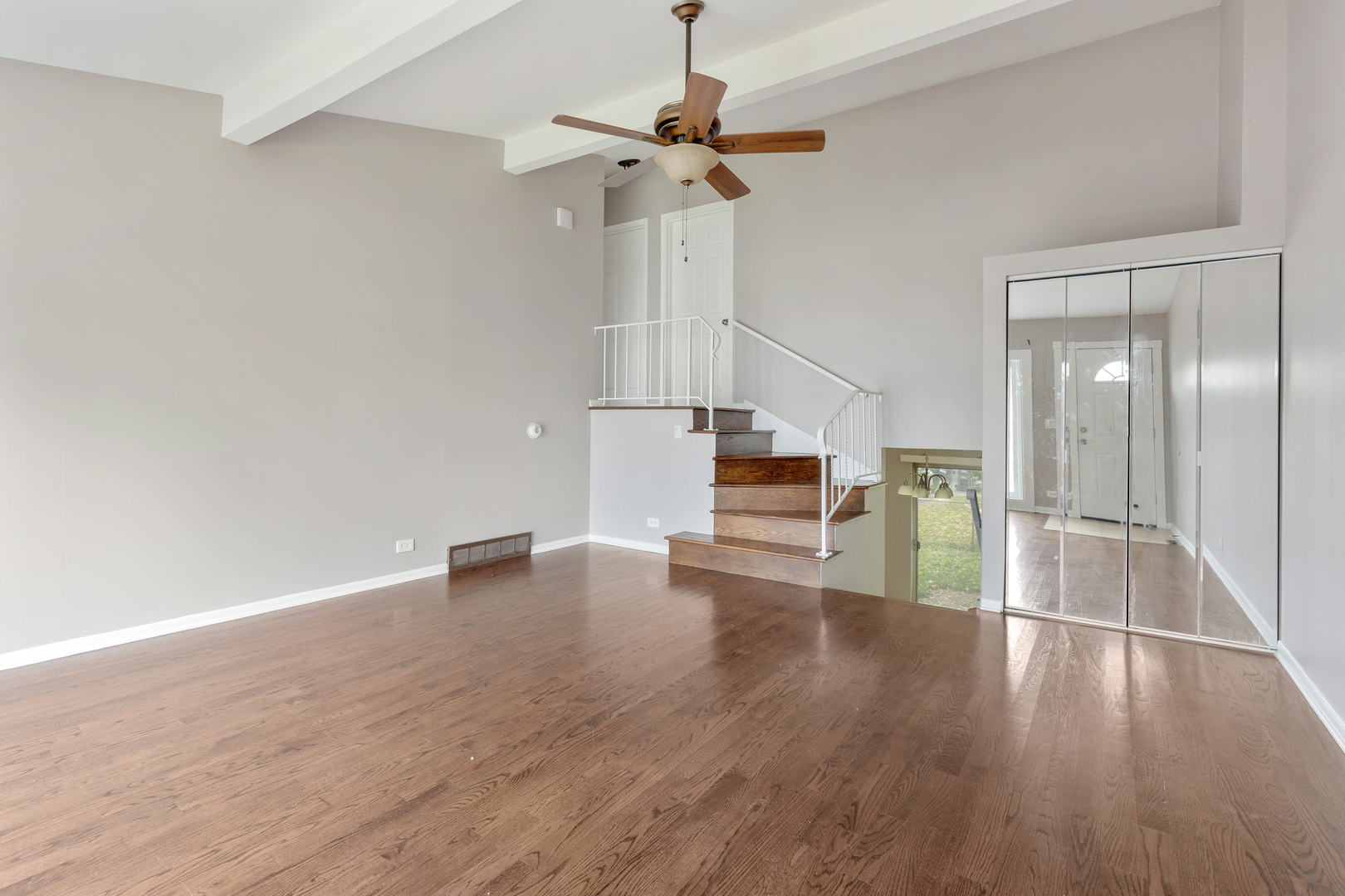 8921 Robin Drive