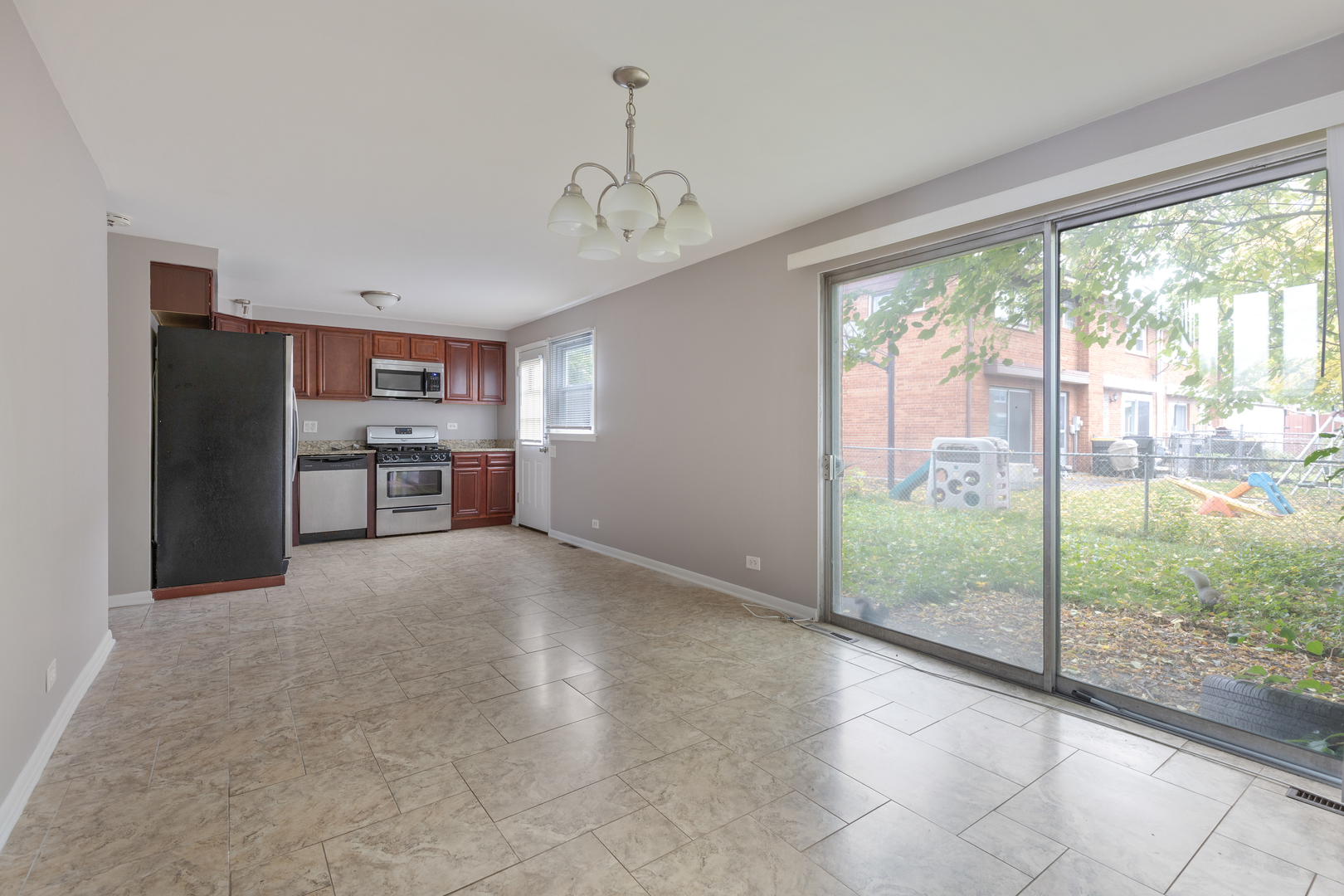 8921 Robin Drive