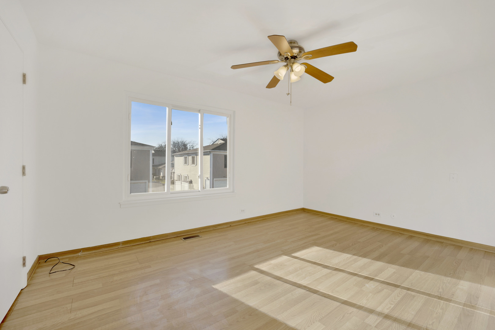 1417 Cove Drive Unit: 202D