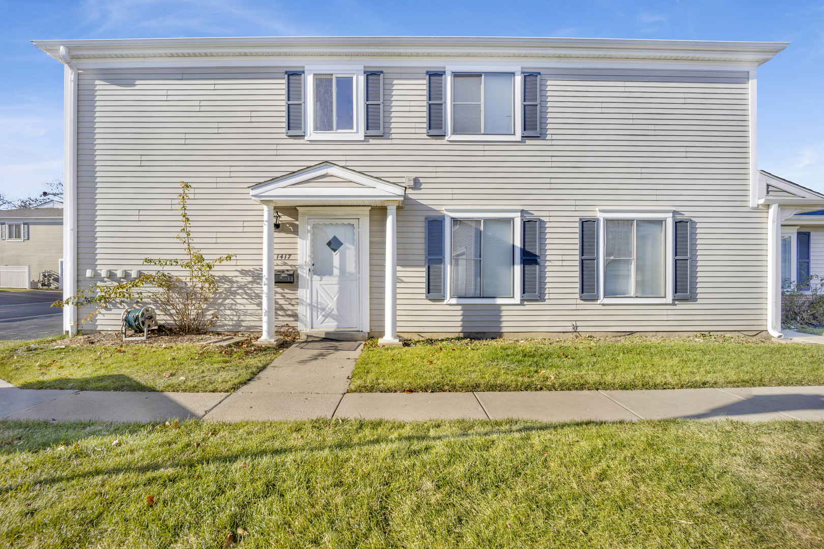 1417 Cove Drive Unit: 202D