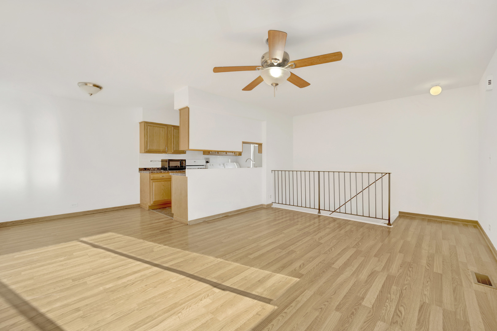 1417 Cove Drive Unit: 202D
