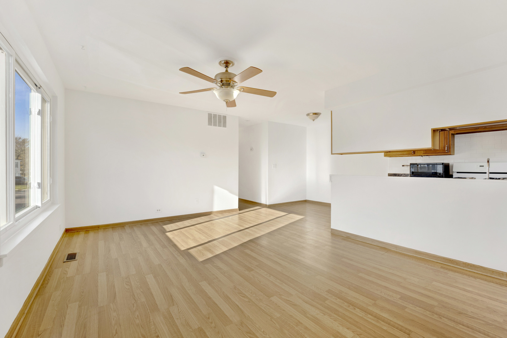 1417 Cove Drive Unit: 202D