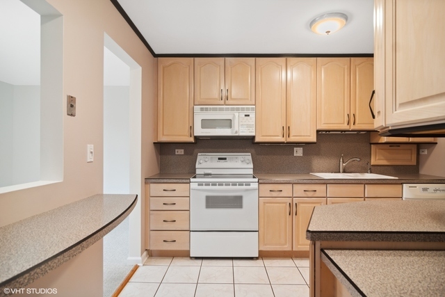 1615 E Central Road Unit: 307A