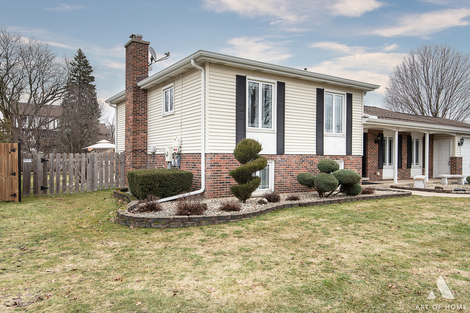 5N301 Fairway Lane