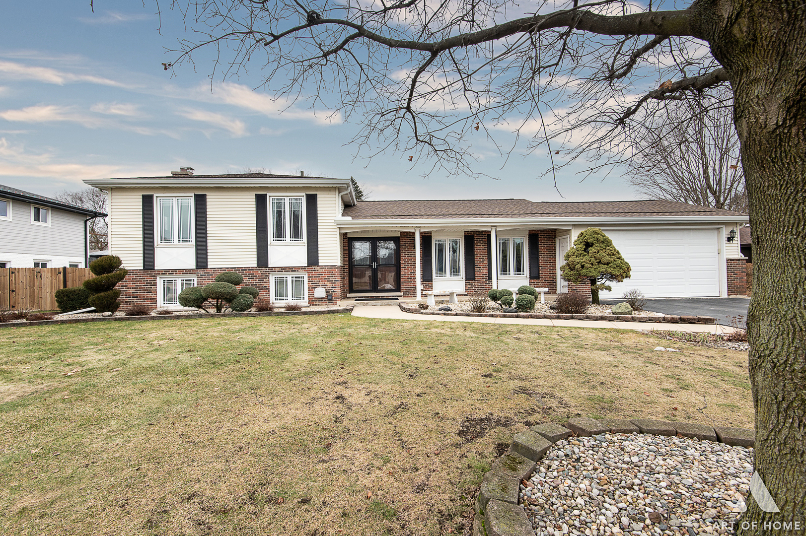 5N301 Fairway Lane