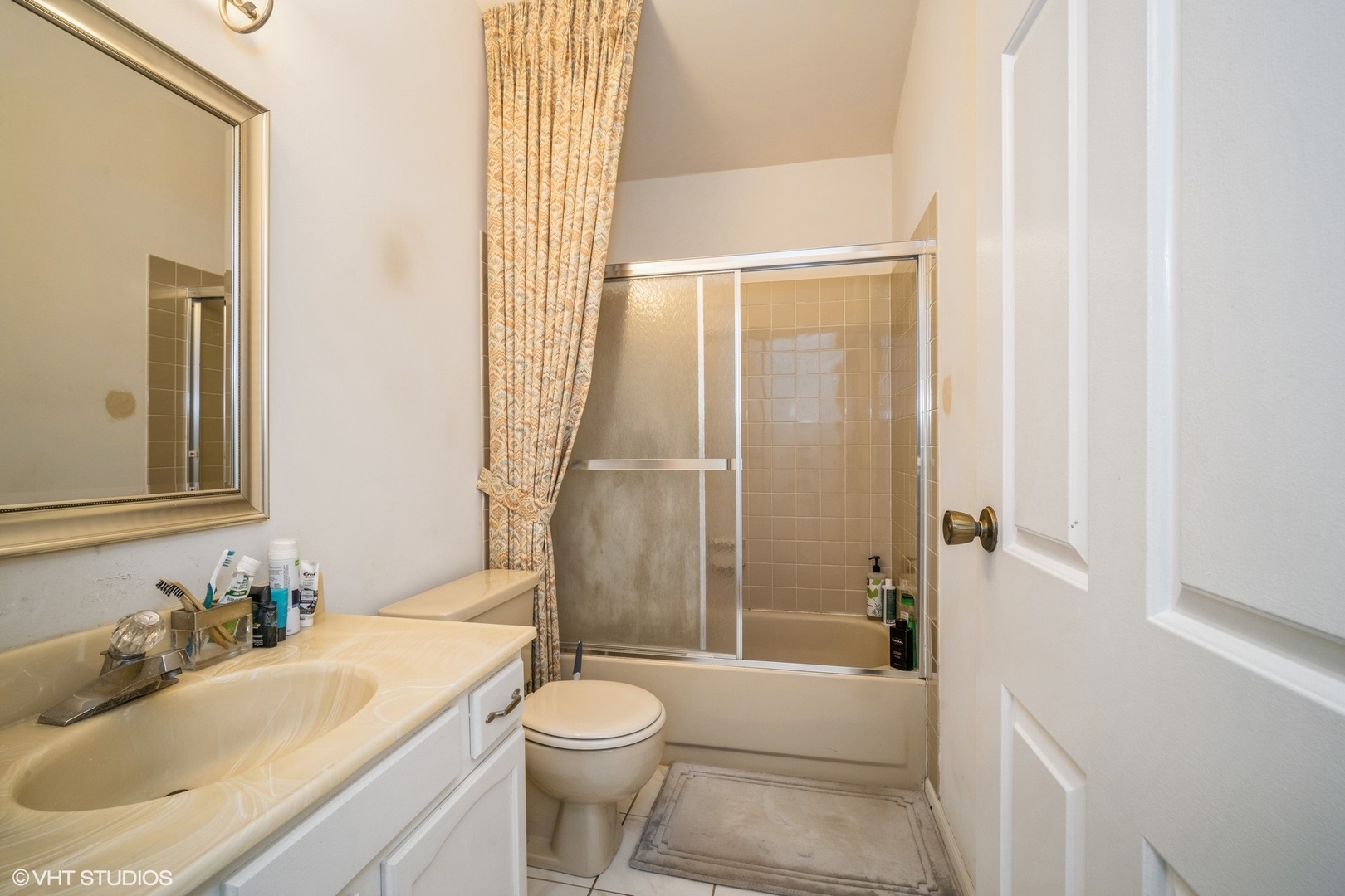 421 Le Parc Circle