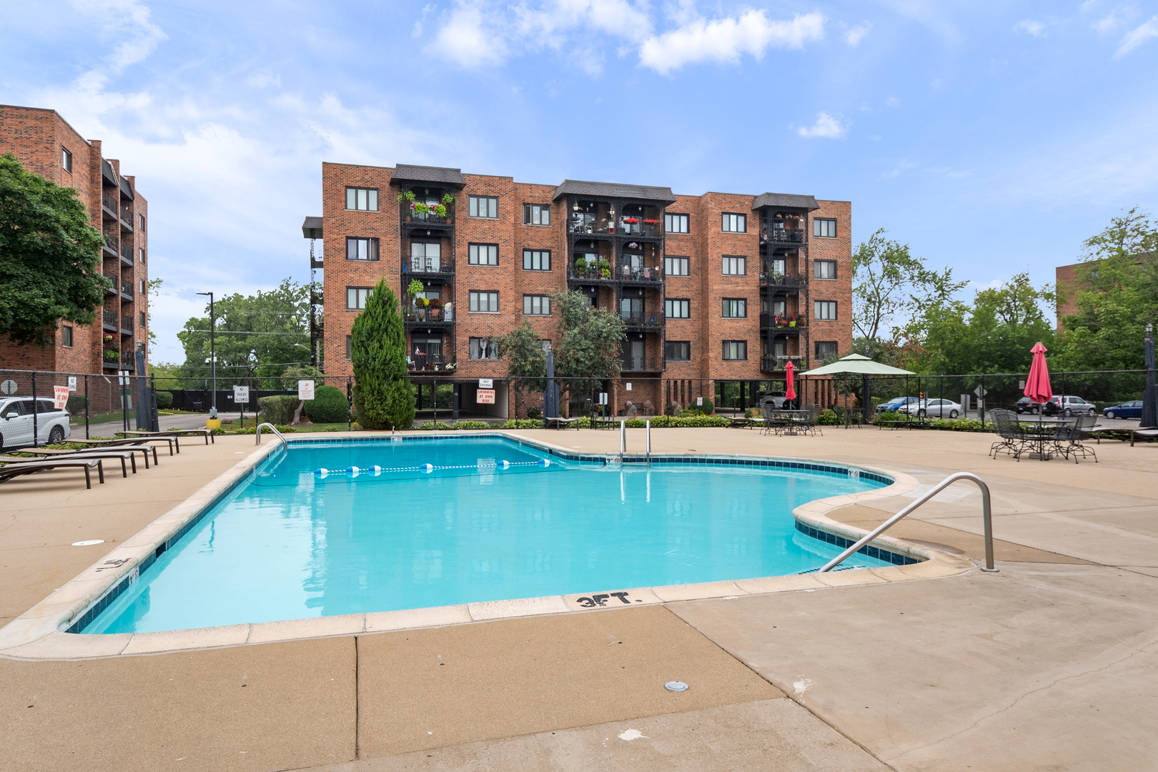 9375 Landings Lane Unit: 206