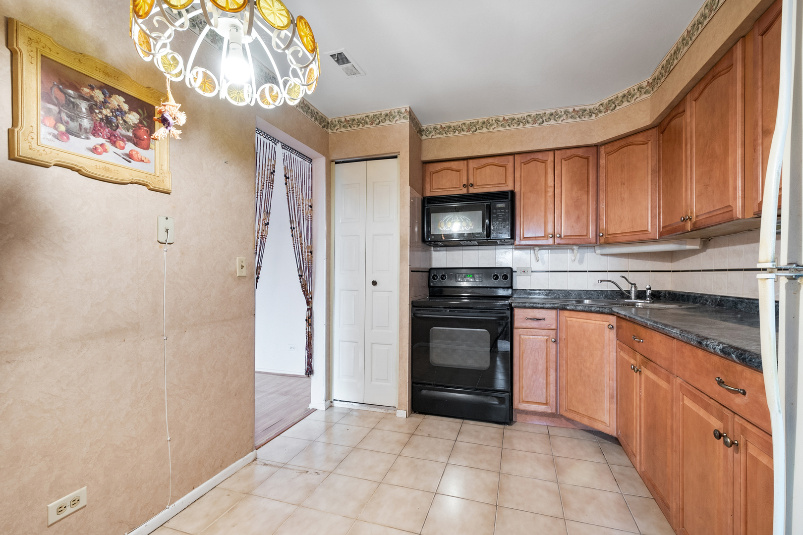 9375 Landings Lane Unit: 206