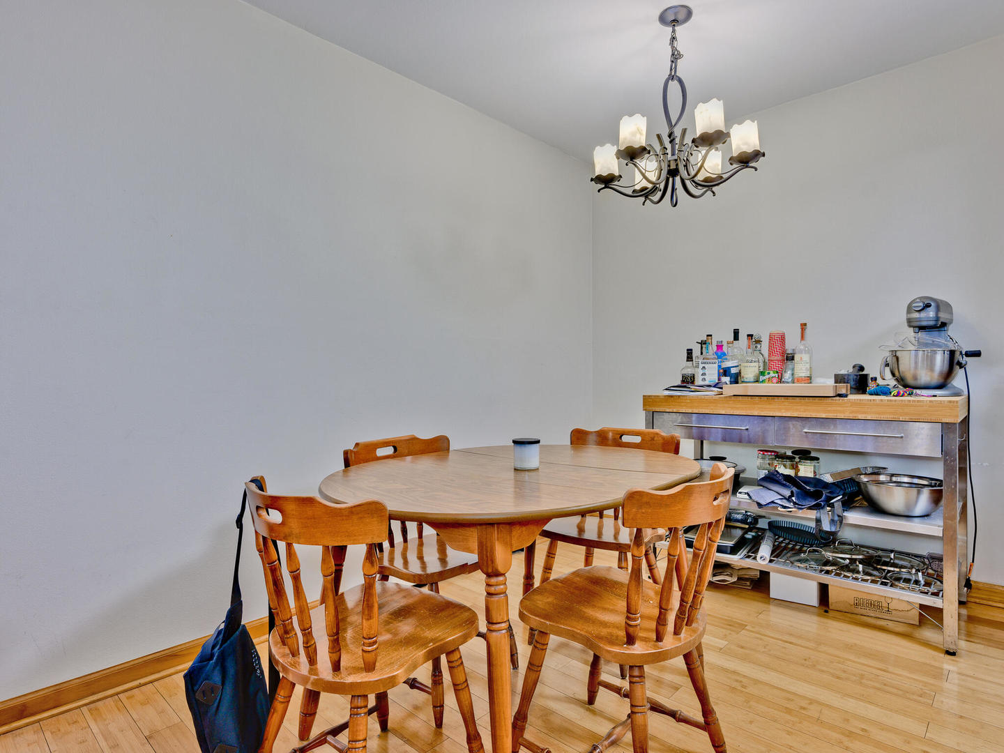 1060 W Hollywood Avenue Unit: 410