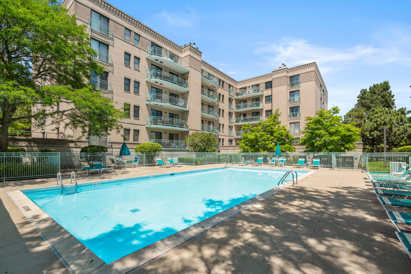 4757 Howard Street Unit: 305