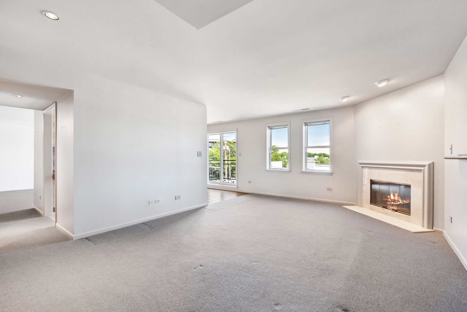 4757 Howard Street Unit: 305