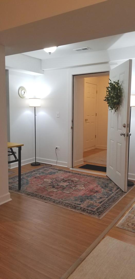 4923 N Kenmore Avenue Unit: G